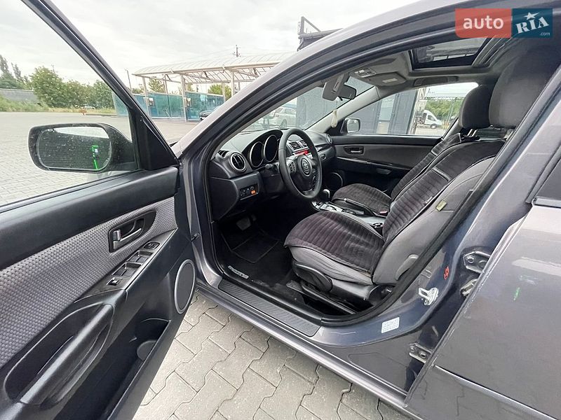 Седан Mazda 3 2007 в Миколаєві