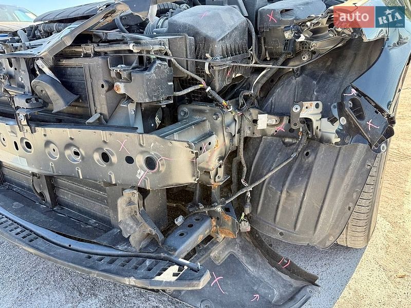 Хэтчбек Mazda 3 2023 в Киеве