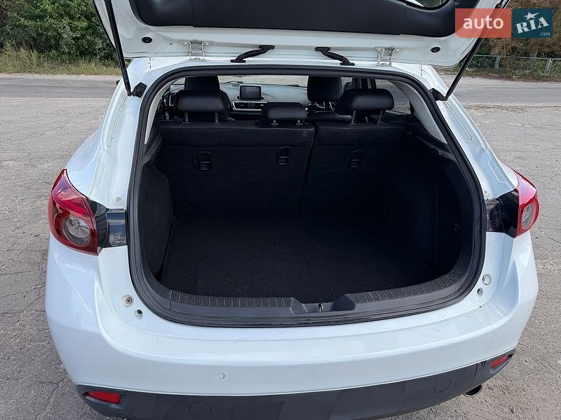 Хетчбек Mazda 3 2014 в Мерефа фото 13 Хетчбек Mazda 3 2014 в Мерефа