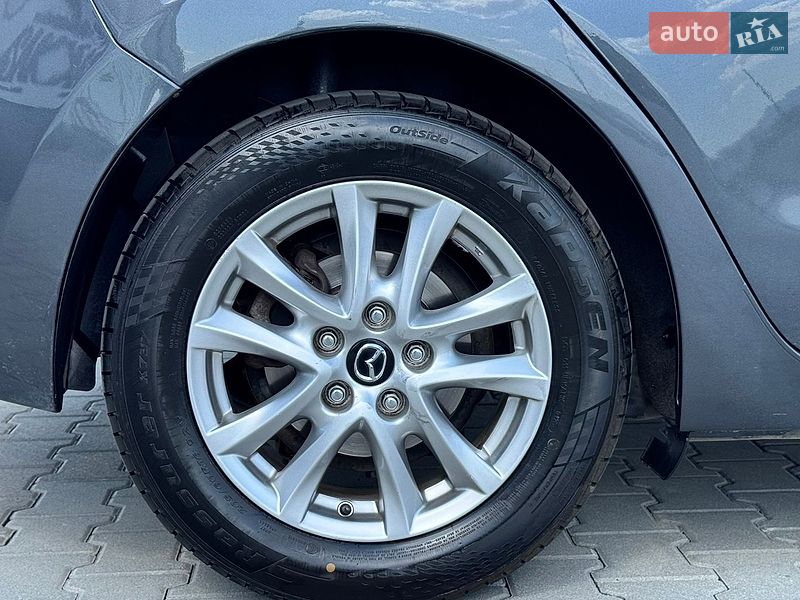 Хетчбек Mazda 3 2015 в Хусті