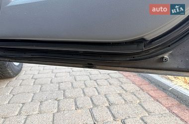 Седан Mazda 3 2007 в Мукачевому