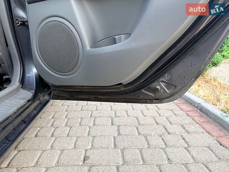 Седан Mazda 3 2007 в Мукачевому