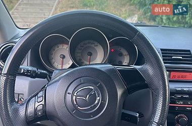 Седан Mazda 3 2007 в Мукачевому