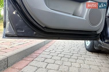 Седан Mazda 3 2007 в Мукачевому