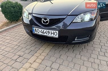 Седан Mazda 3 2007 в Мукачевому