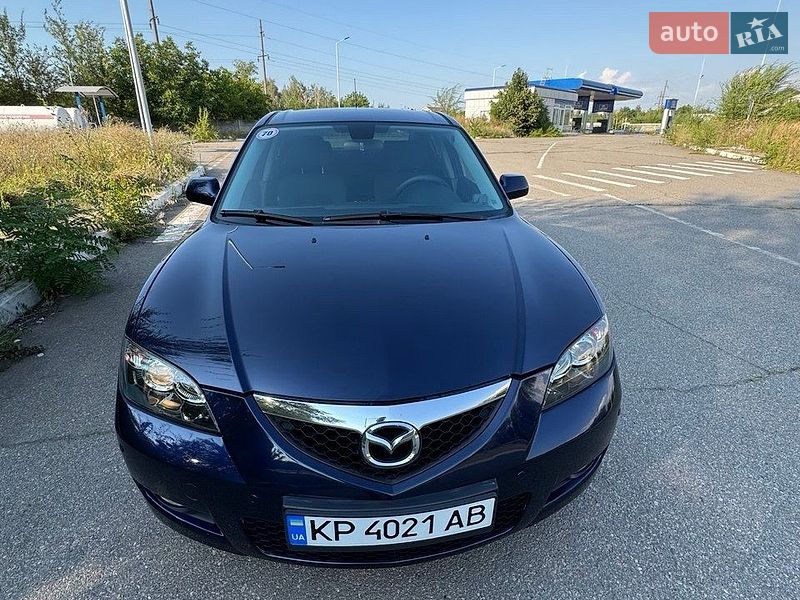 Седан Mazda 3 2009 в Днепре