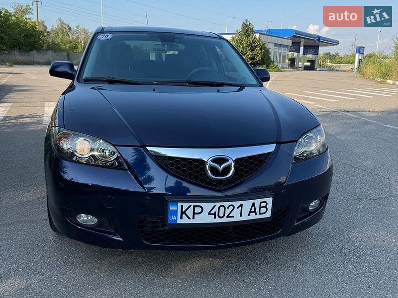 Седан Mazda 3 2009 в Днепре