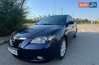 Седан Mazda 3 2009 в Днепре