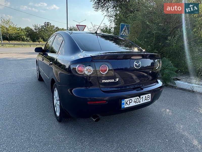 Седан Mazda 3 2009 в Днепре