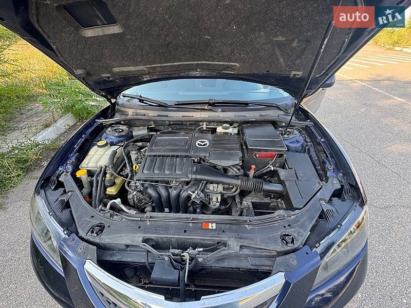 Седан Mazda 3 2009 в Днепре