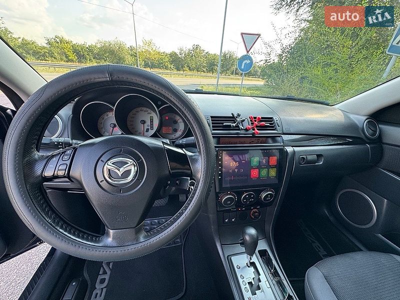 Седан Mazda 3 2009 в Днепре