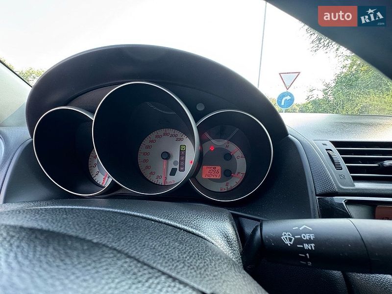 Седан Mazda 3 2009 в Днепре