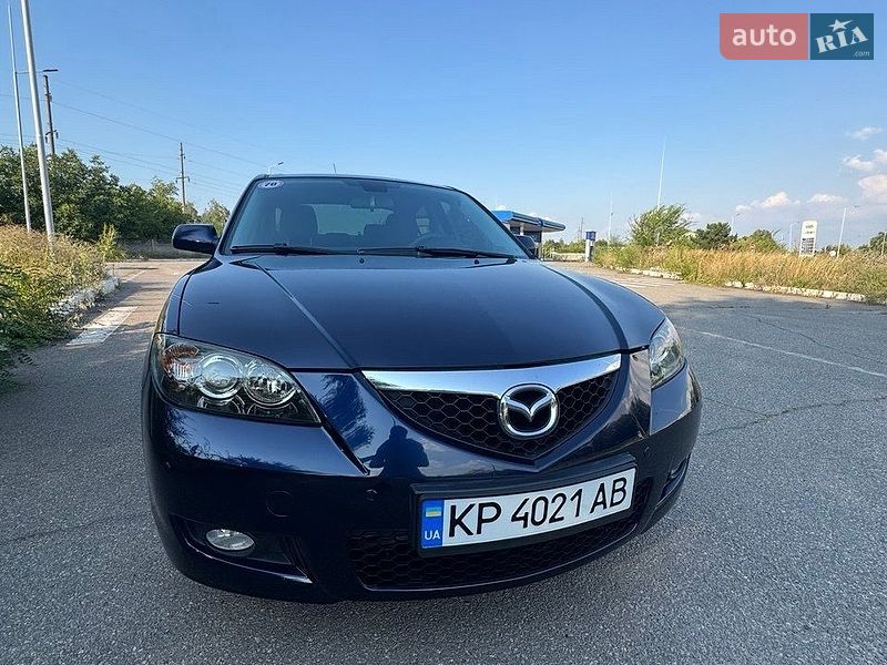 Седан Mazda 3 2009 в Днепре