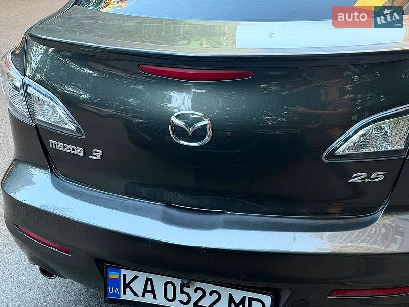 Седан Mazda 3 2010 в Киеве