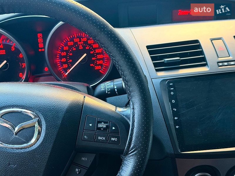 Седан Mazda 3 2010 в Киеве