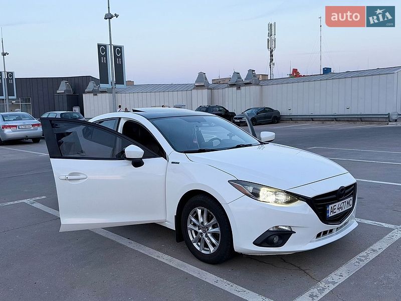 Mazda 3 2015