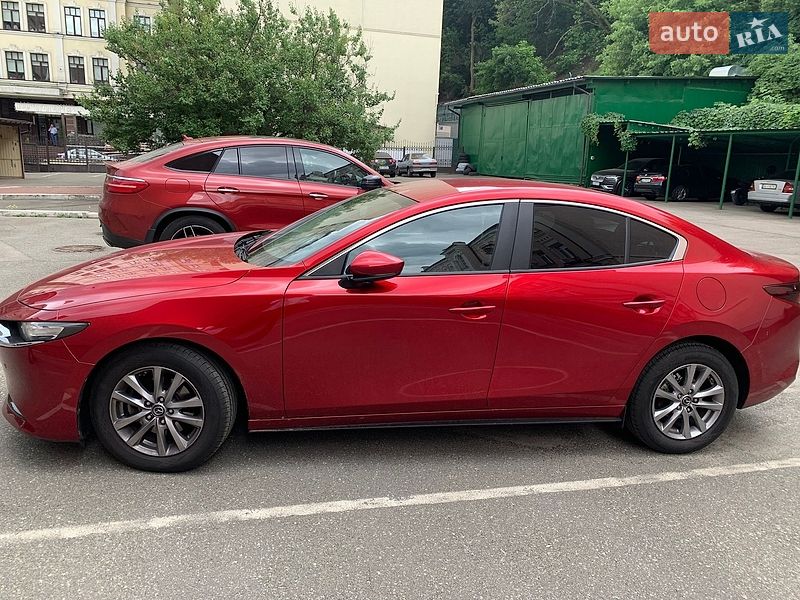 Седан Mazda 3 2019 в Києві