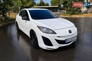 Седан Mazda 3 2013 в Николаеве