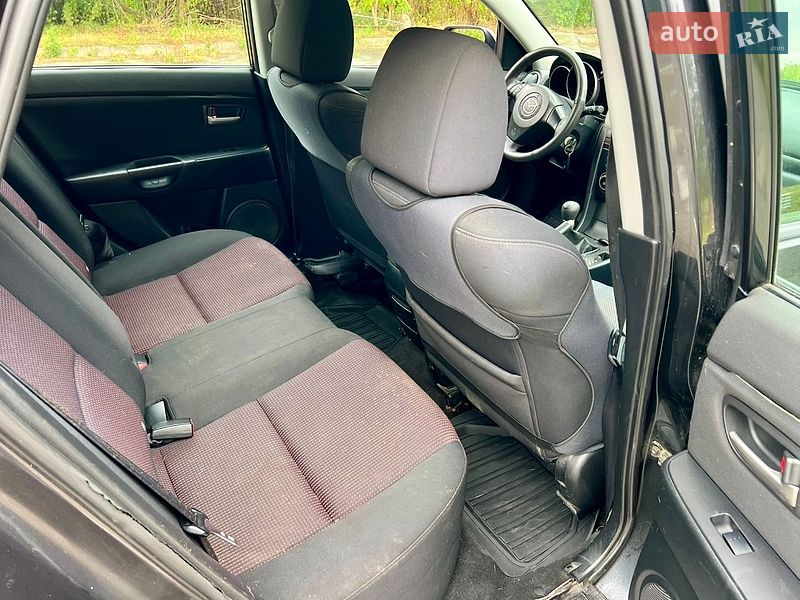 Хэтчбек Mazda 3 2004 в Львове