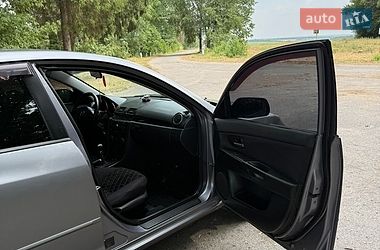 Хэтчбек Mazda 3 2004 в Лысянке
