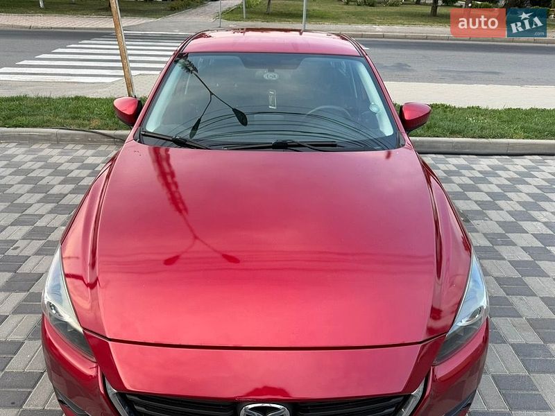 Седан Mazda 3 2015 в Хмельницком