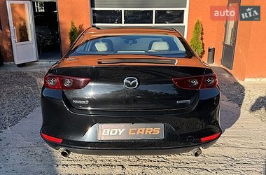 Седан Mazda 3 2020 в Ивано-Франковске