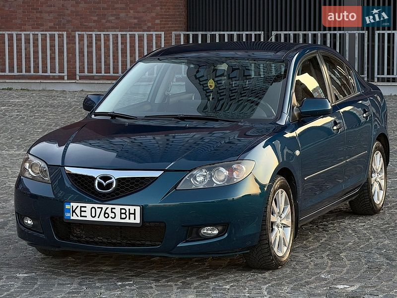 Седан Mazda 3 2007 в Дніпрі