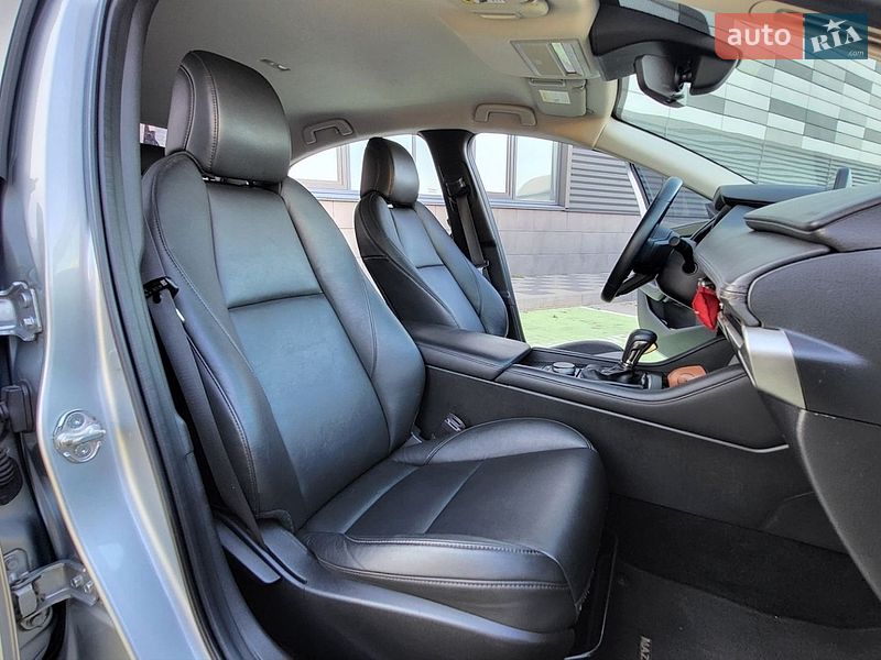 Седан Mazda 3 2020 в Черкасах