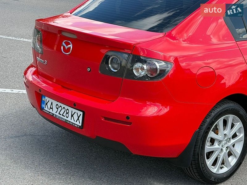 Седан Mazda 3 2008 в Києві
