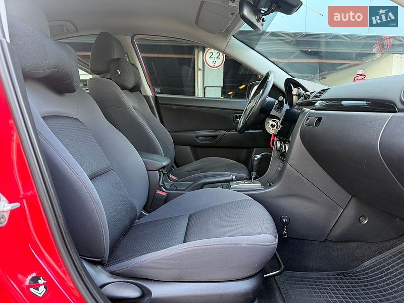 Седан Mazda 3 2008 в Києві