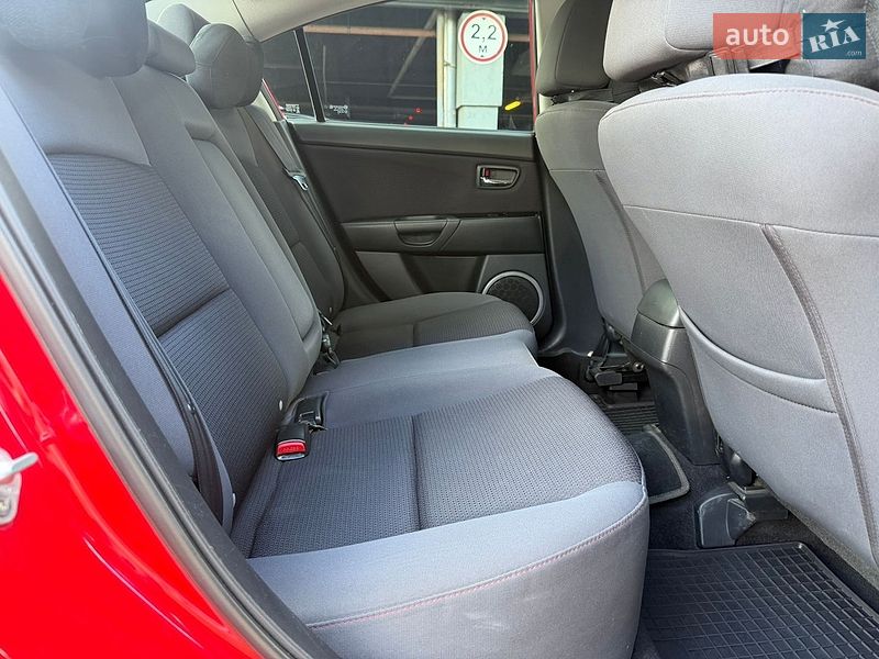 Седан Mazda 3 2008 в Києві