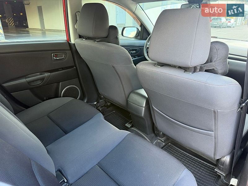 Седан Mazda 3 2008 в Києві
