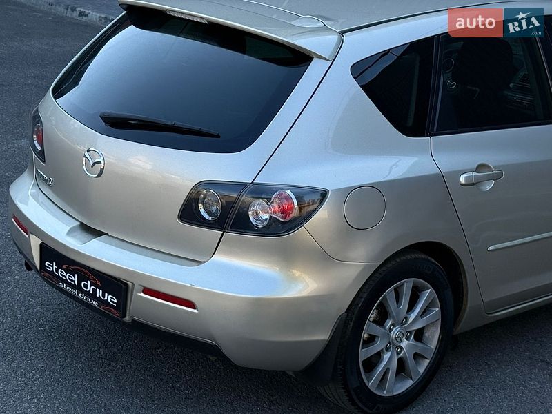 Хетчбек Mazda 3 2007 в Миколаєві