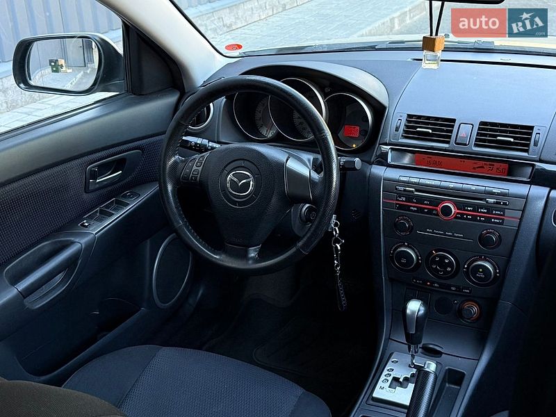 Хетчбек Mazda 3 2007 в Миколаєві