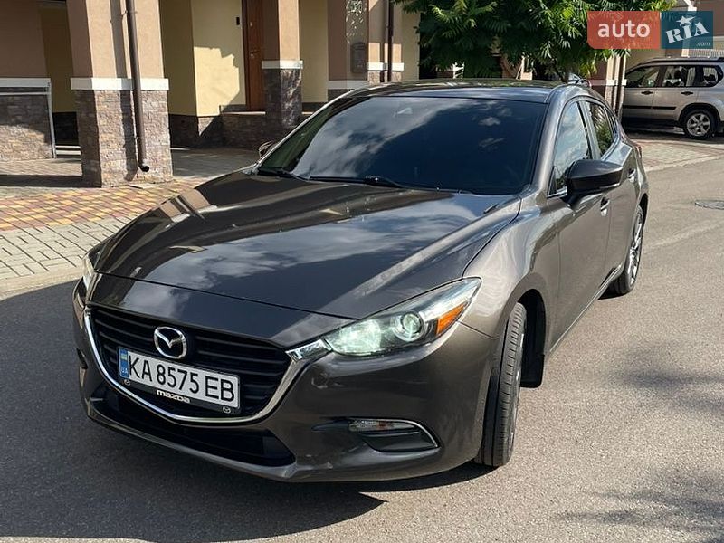 Хэтчбек Mazda 3 2017 в Броварах фото Хэтчбек Mazda 3 2017 в Броварах