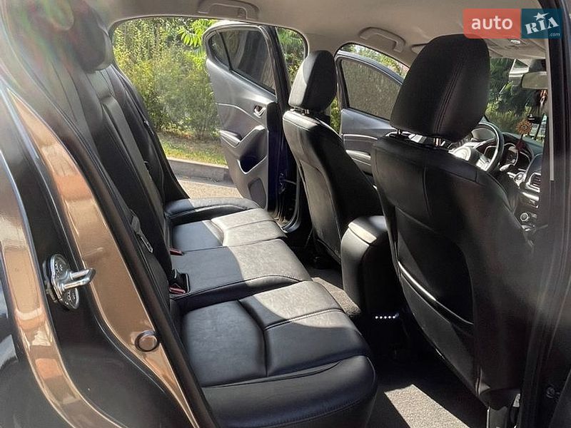 Хэтчбек Mazda 3 2017 в Броварах фото 21 Хэтчбек Mazda 3 2017 в Броварах