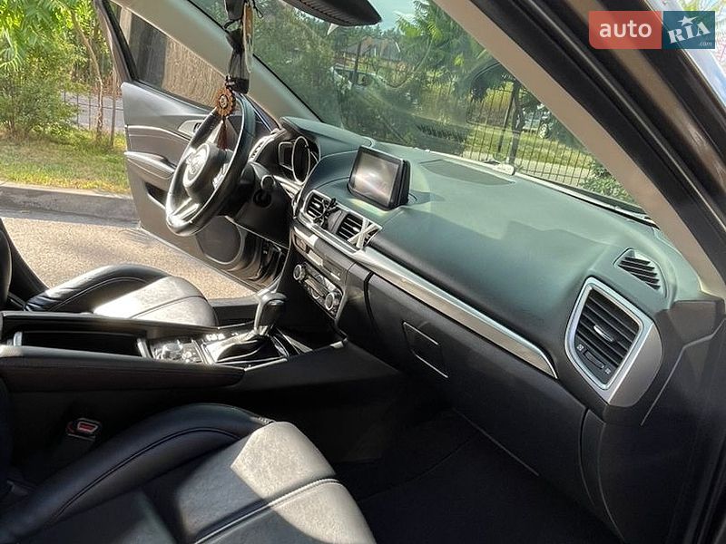 Хэтчбек Mazda 3 2017 в Броварах фото 23 Хэтчбек Mazda 3 2017 в Броварах