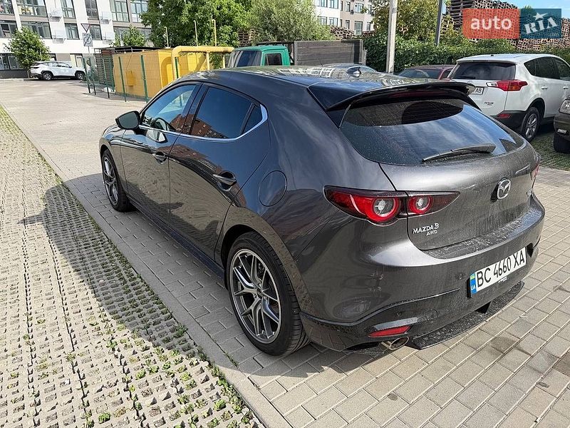 Хетчбек Mazda 3 2023 в Львові