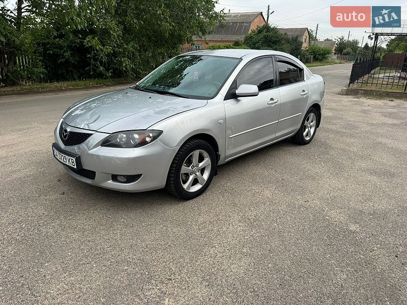Седан Mazda 3 2006 в Городищеві