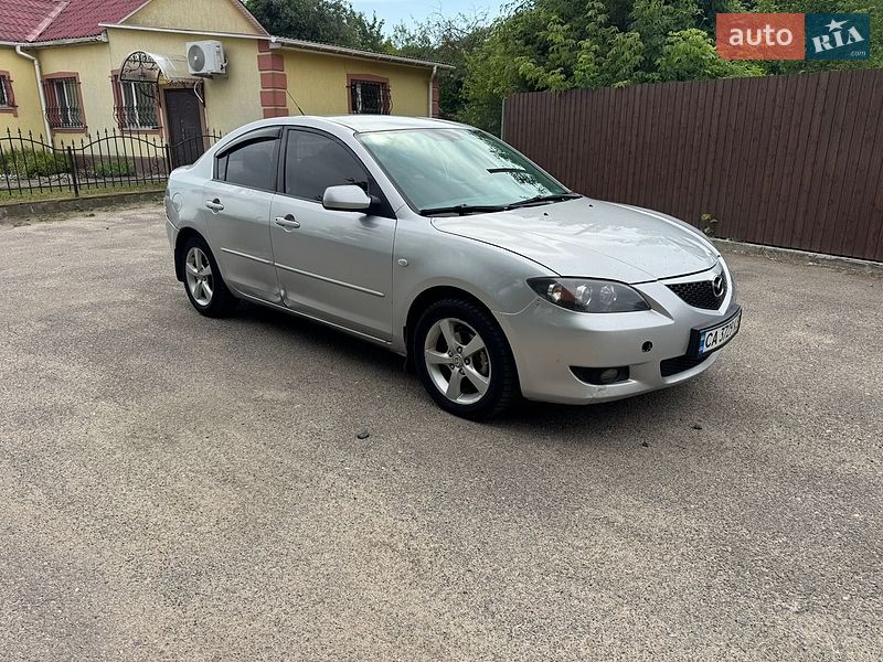 Седан Mazda 3 2006 в Городищеві