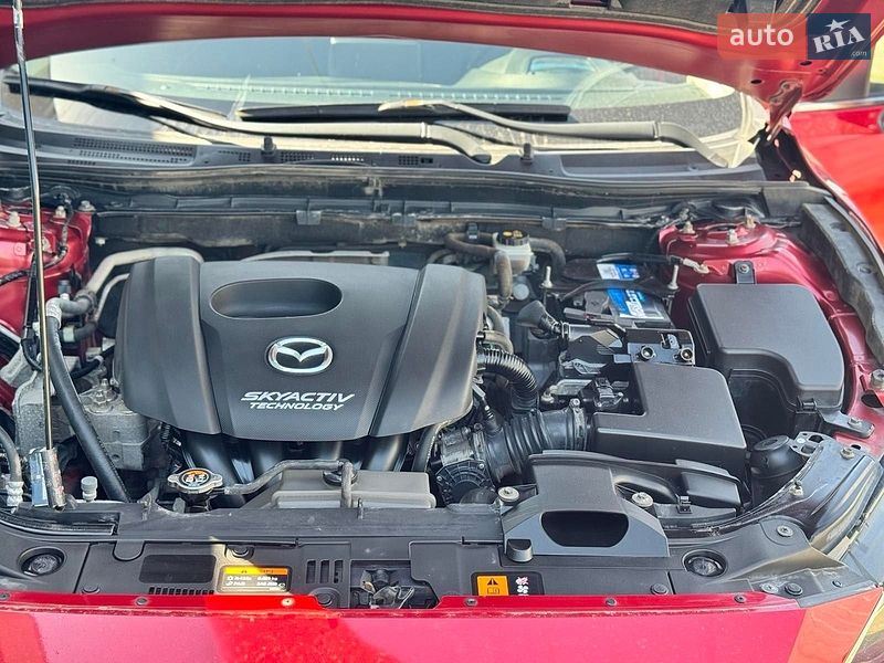 Седан Mazda 3 2015 в Перемышлянах