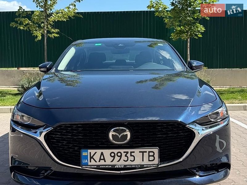 Седан Mazda 3 2021 в Києві