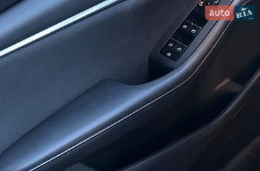 Седан Mazda 3 2021 в Києві