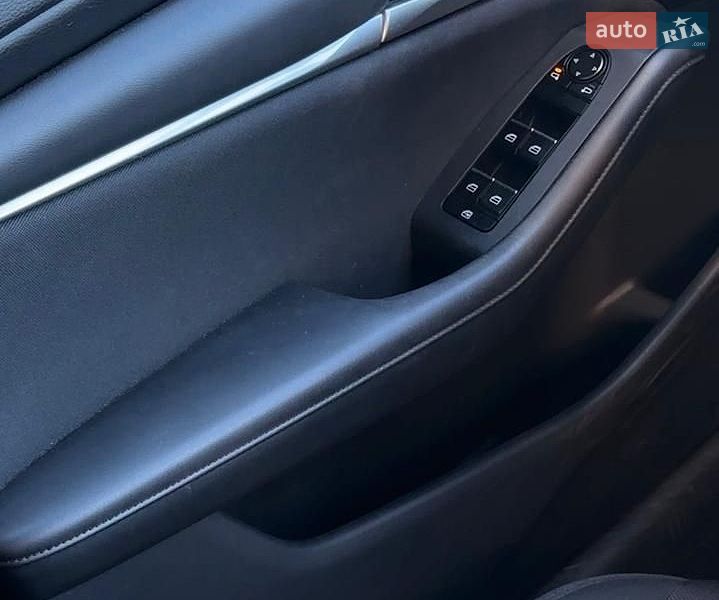 Седан Mazda 3 2021 в Києві