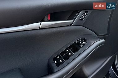 Хэтчбек Mazda 3 2025 в Днепре