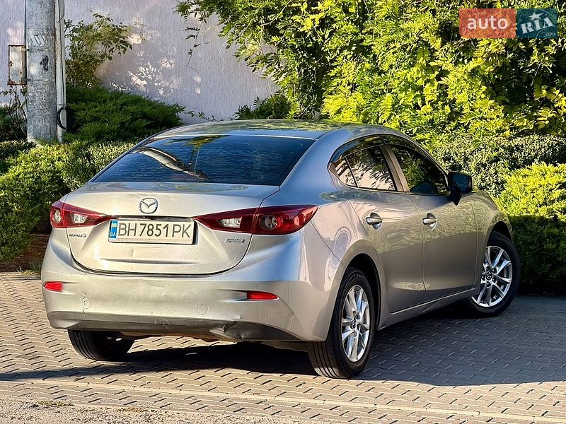 Седан Mazda 3 2016 в Одессе