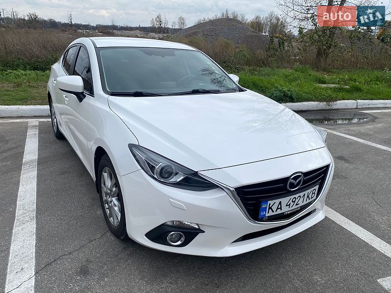 Седан Mazda 3 2014 в Ирпене