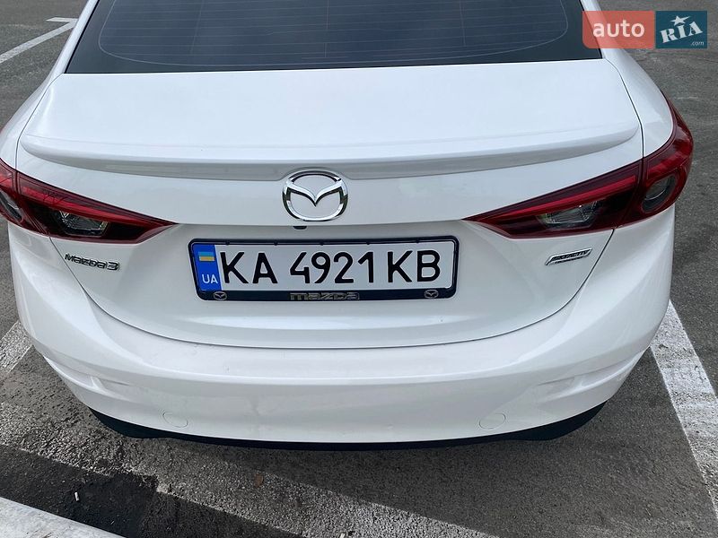 Седан Mazda 3 2014 в Ирпене