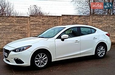 Седан Mazda 3 2013 в Дніпрі
