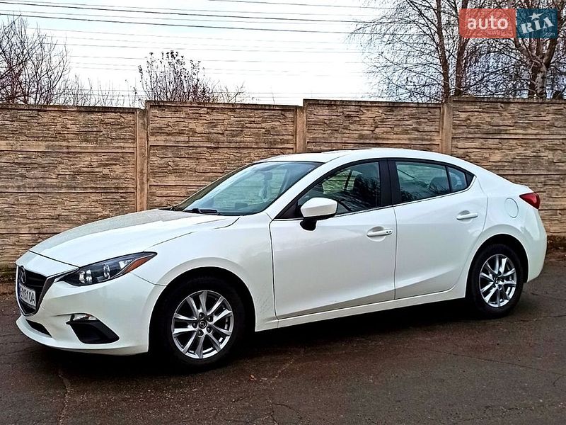 Седан Mazda 3 2013 в Дніпрі